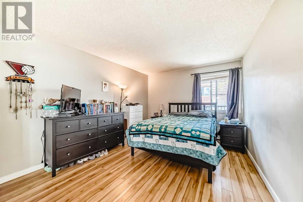 Single Family House for Sale in A  Heritage Drive SE Acadia Calgary 