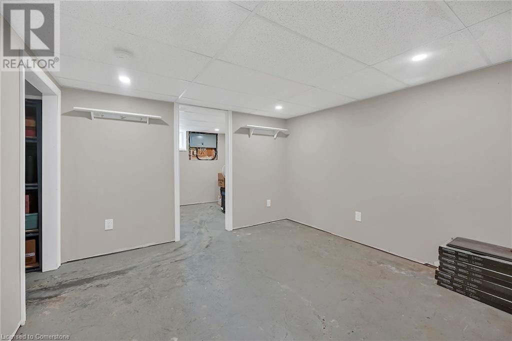 Photo 23 of 4351 Glancaster Road, Mount Hope ON