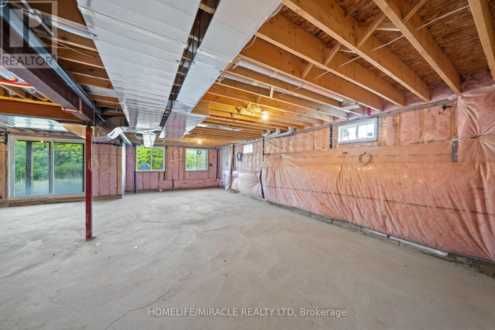 Photo 47 of 54 Oakmont Drive, Loyalist ON