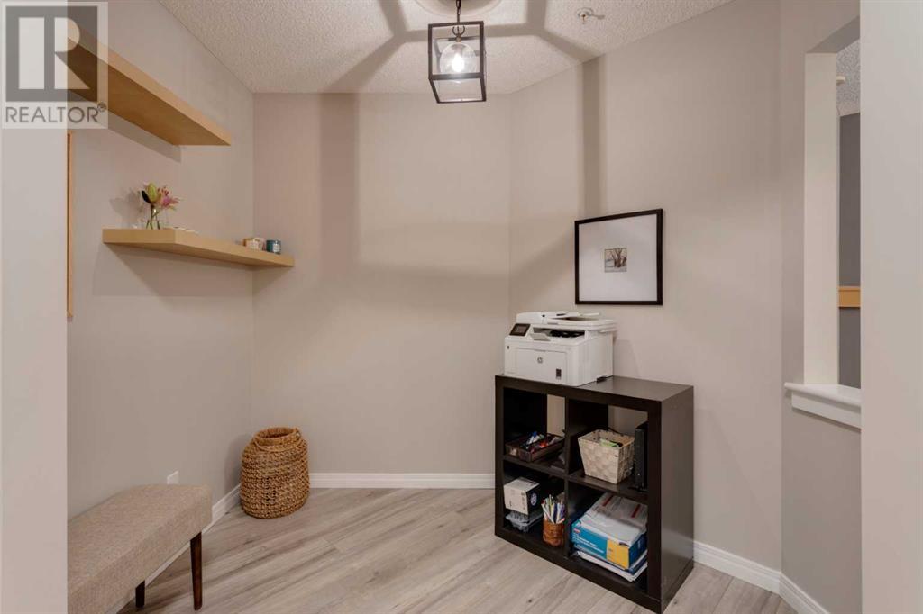 Single Family House for Sale in   Richard Road SW Lincoln Park Calgary 