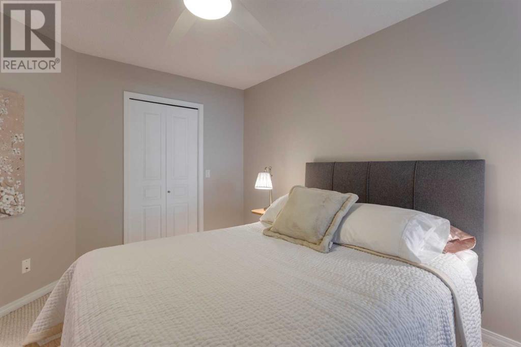 Single Family House for Sale in   Richard Road SW Lincoln Park Calgary 