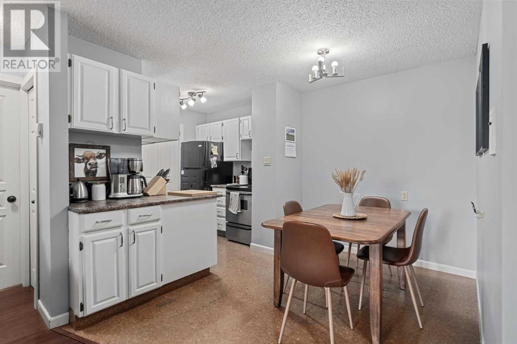 Single Family House for Sale in   Coach Hill Road SW Coach Hill Calgary 