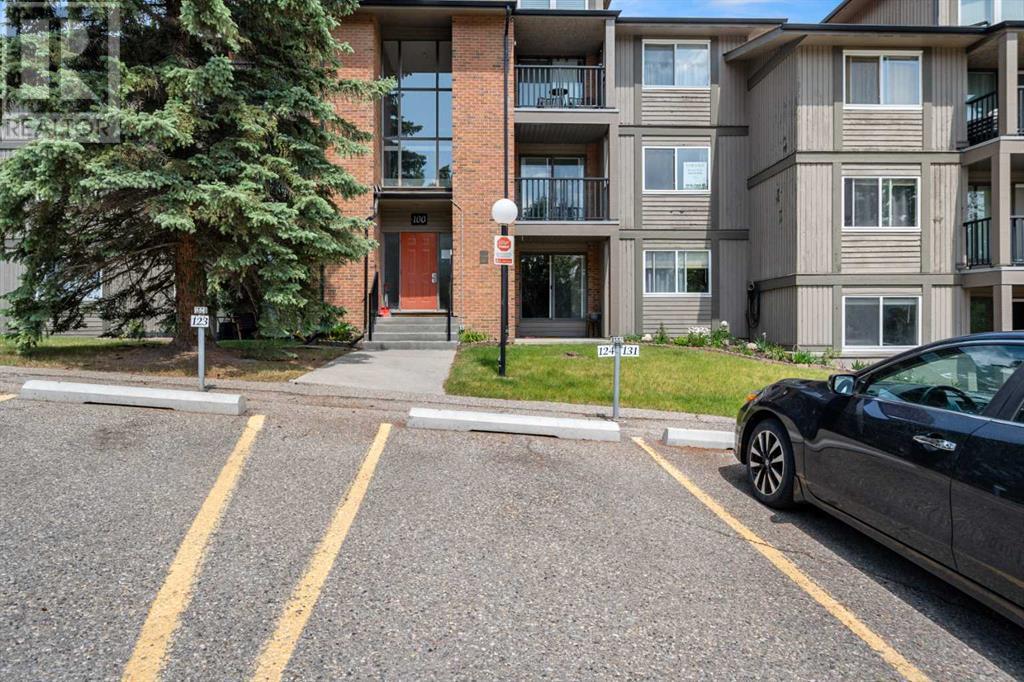 Single Family House for Sale in   Coach Hill Road SW Coach Hill Calgary 