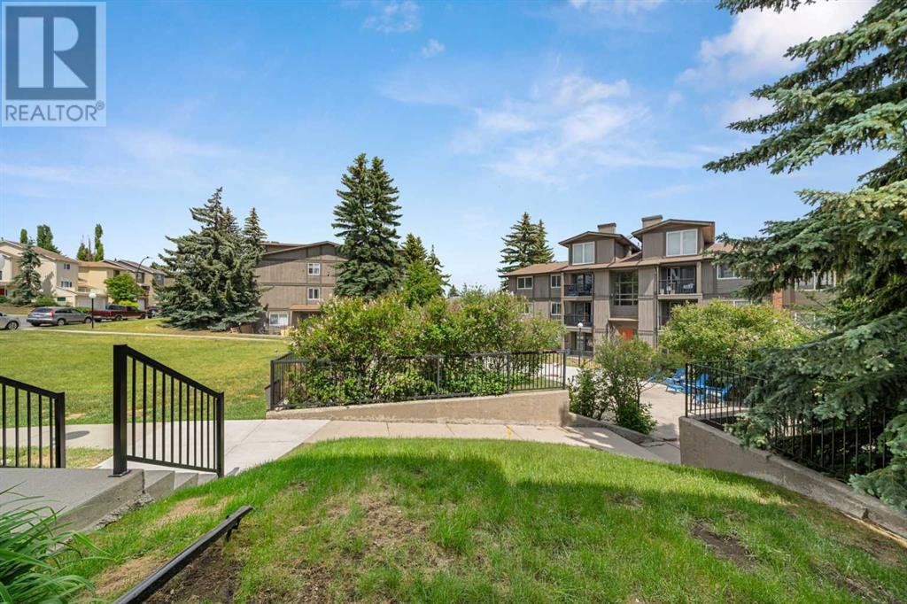 Single Family House for Sale in   Coach Hill Road SW Coach Hill Calgary 