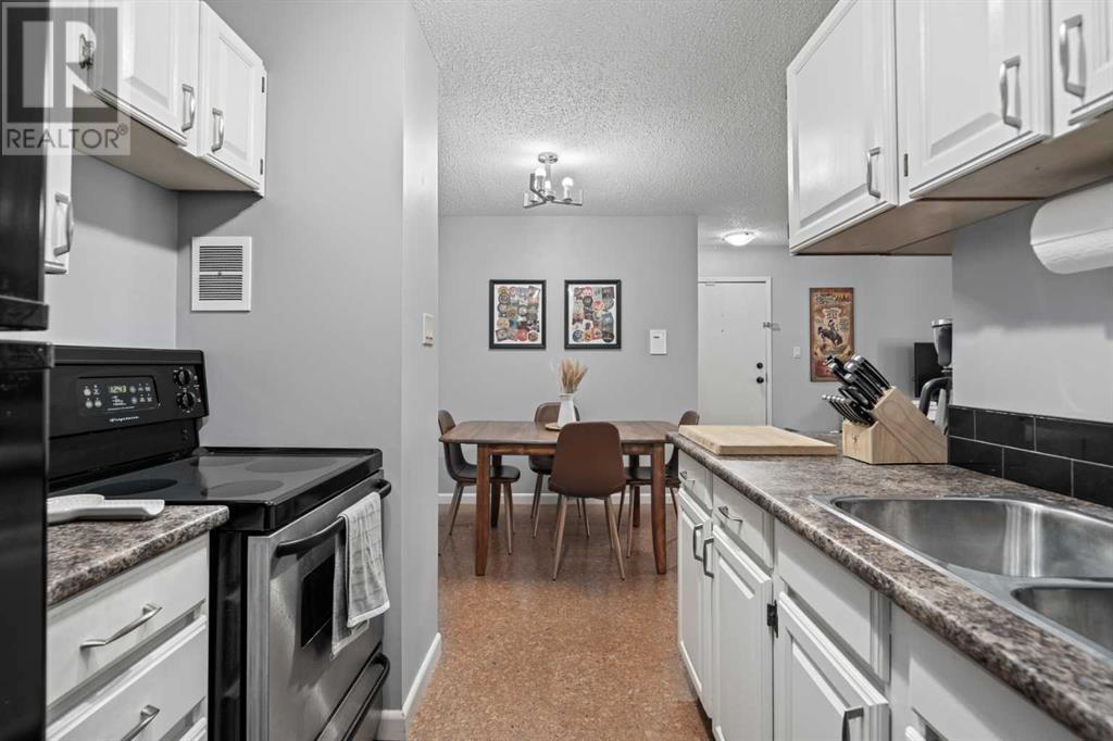 Single Family House for Sale in   Coach Hill Road SW Coach Hill Calgary 