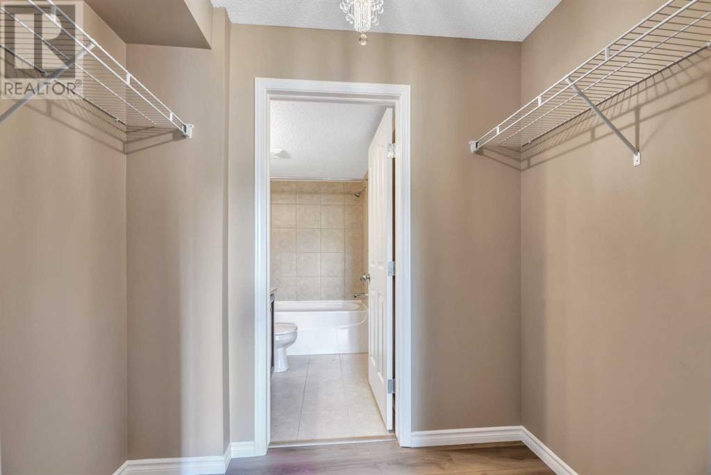 Single Family House for Sale in   Chaparral Ravine View SE Chaparral Calgary 