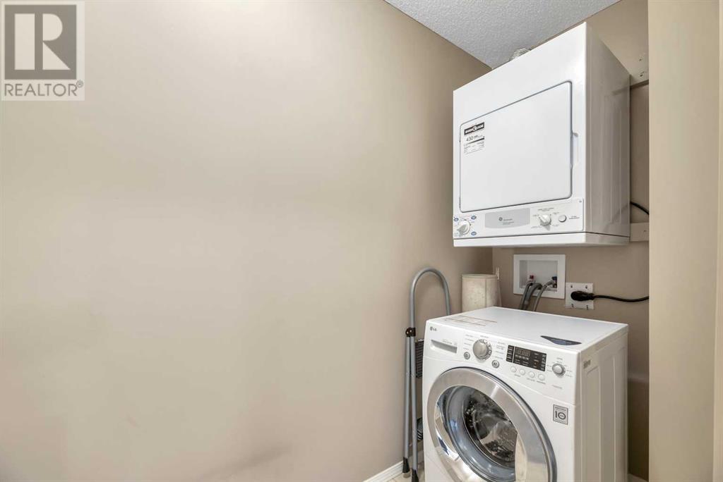 Single Family House for Sale in   Chaparral Ravine View SE Chaparral Calgary 