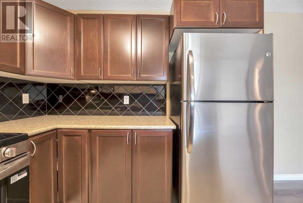 Single Family House for Sale in   Chaparral Ravine View SE Chaparral Calgary 