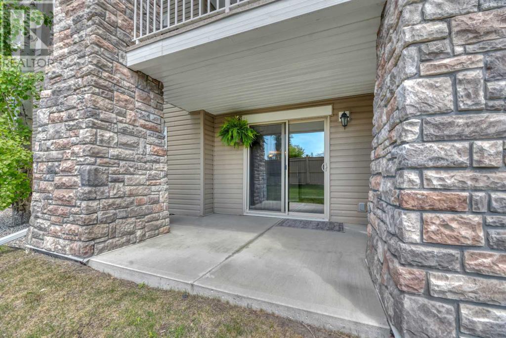 Single Family House for Sale in   Chaparral Ravine View SE Chaparral Calgary 