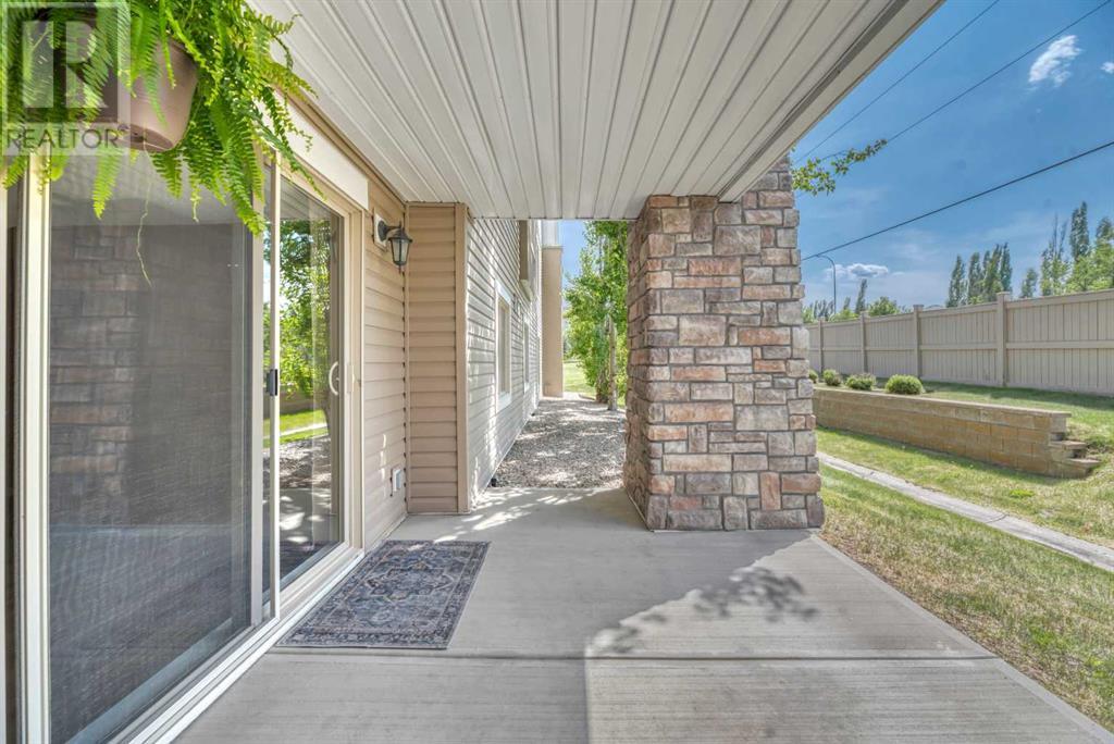 Single Family House for Sale in   Chaparral Ravine View SE Chaparral Calgary 