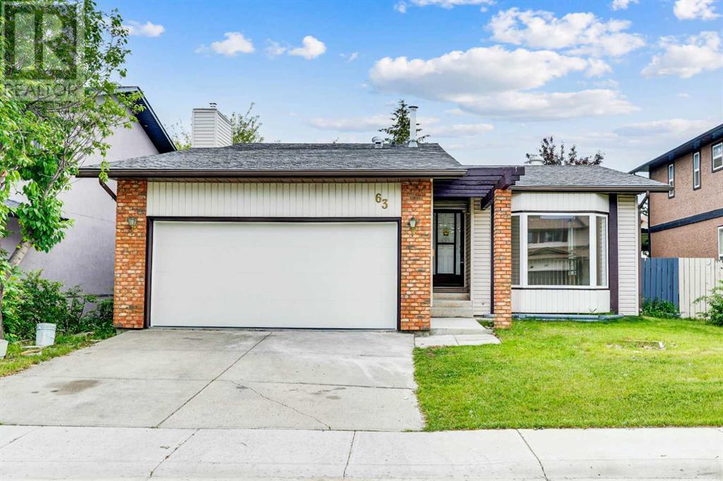 63 Castlefall Grove NE, Calgary, Alberta