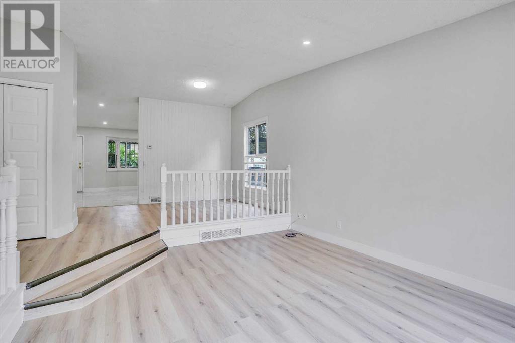 Single Family House 4 Level for Sale in  Castlefall Grove NE Castleridge Calgary 