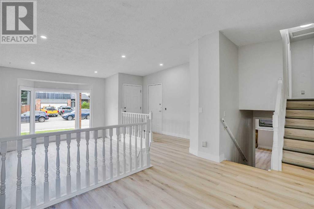 Single Family House 4 Level for Sale in  Castlefall Grove NE Castleridge Calgary 