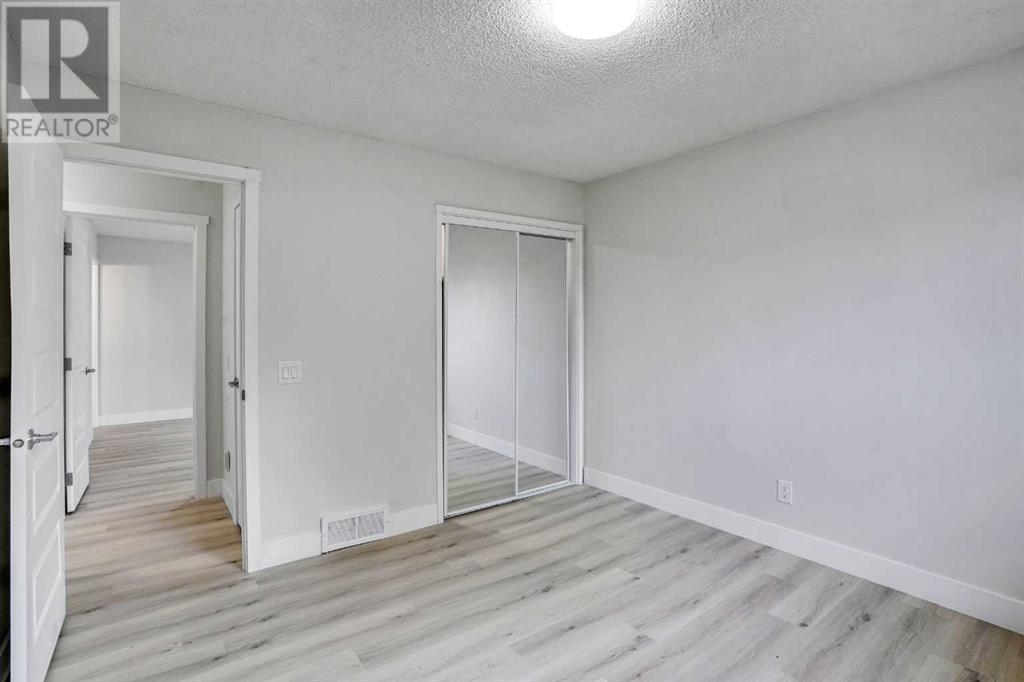 Single Family House 4 Level for Sale in  Castlefall Grove NE Castleridge Calgary 