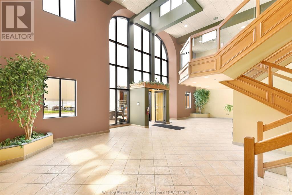 Photo 13 of 1153 Tecumseh Road West, Windsor ON
