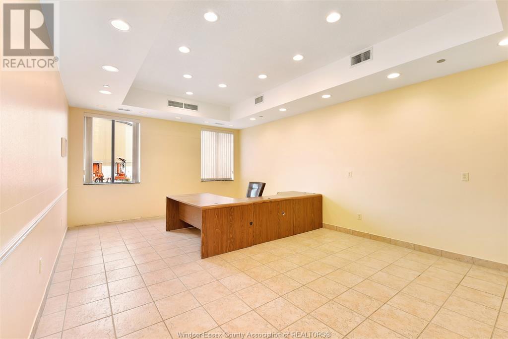 Photo 14 of 1153 Tecumseh Road West, Windsor ON