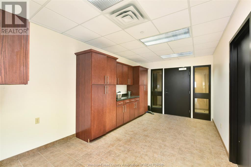 Photo 18 of 1153 Tecumseh Road West, Windsor ON