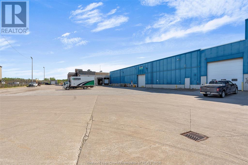 Photo 29 of 1153 Tecumseh Road West, Windsor ON