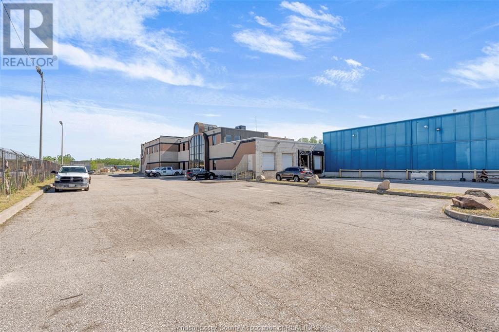Photo 30 of 1153 Tecumseh Road West, Windsor ON