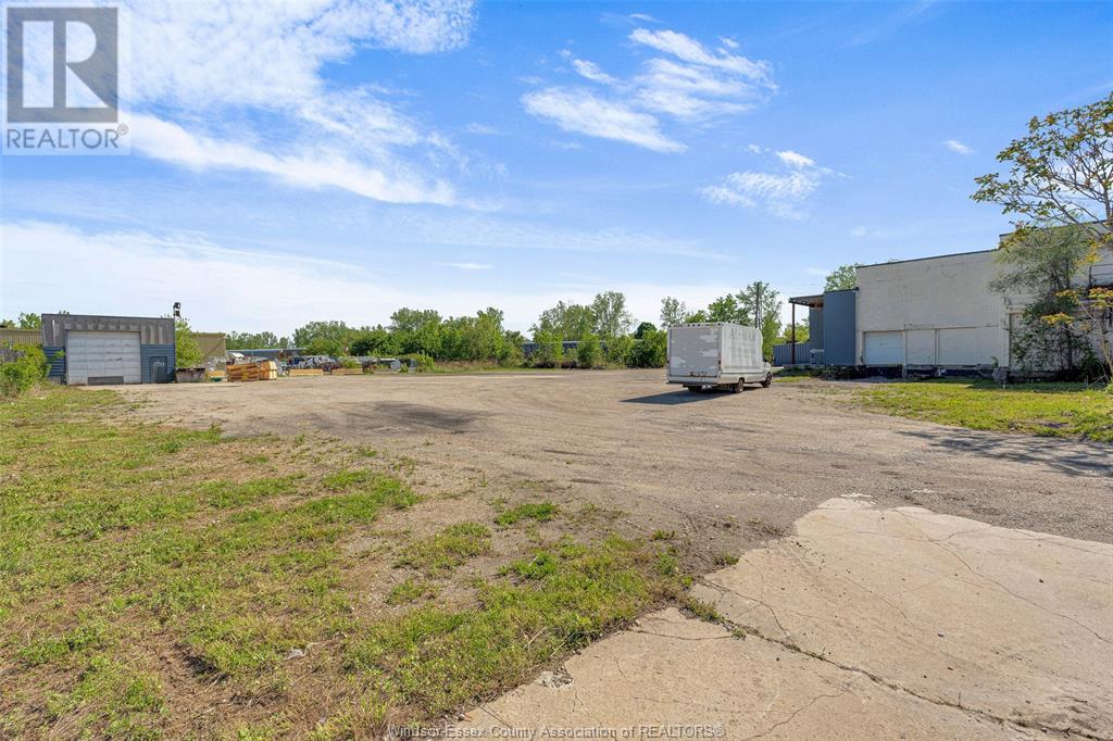 Photo 34 of 1153 Tecumseh Road West, Windsor ON