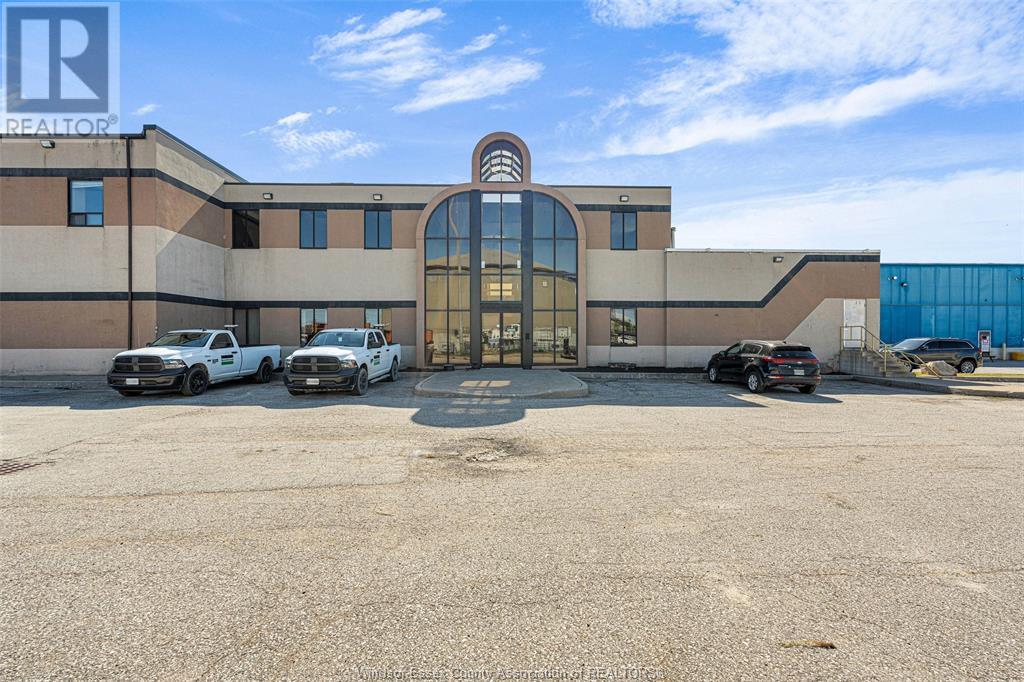 Photo 9 of 1153 Tecumseh Road West, Windsor ON