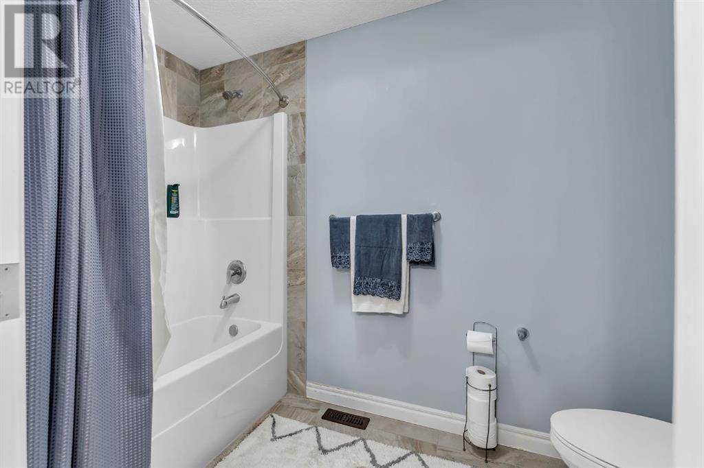 Single Family House for Sale in  Nolanhurst Way NW Nolan Hill Calgary 