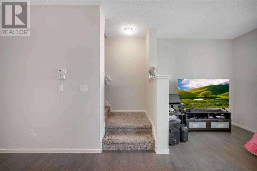 Single Family House for Sale in  Kinlea Way NW Kincora Calgary 
