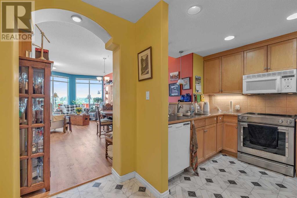 Single Family House for Sale in    Avenue NW Hounsfield Heights/Briar Hill Calgary 