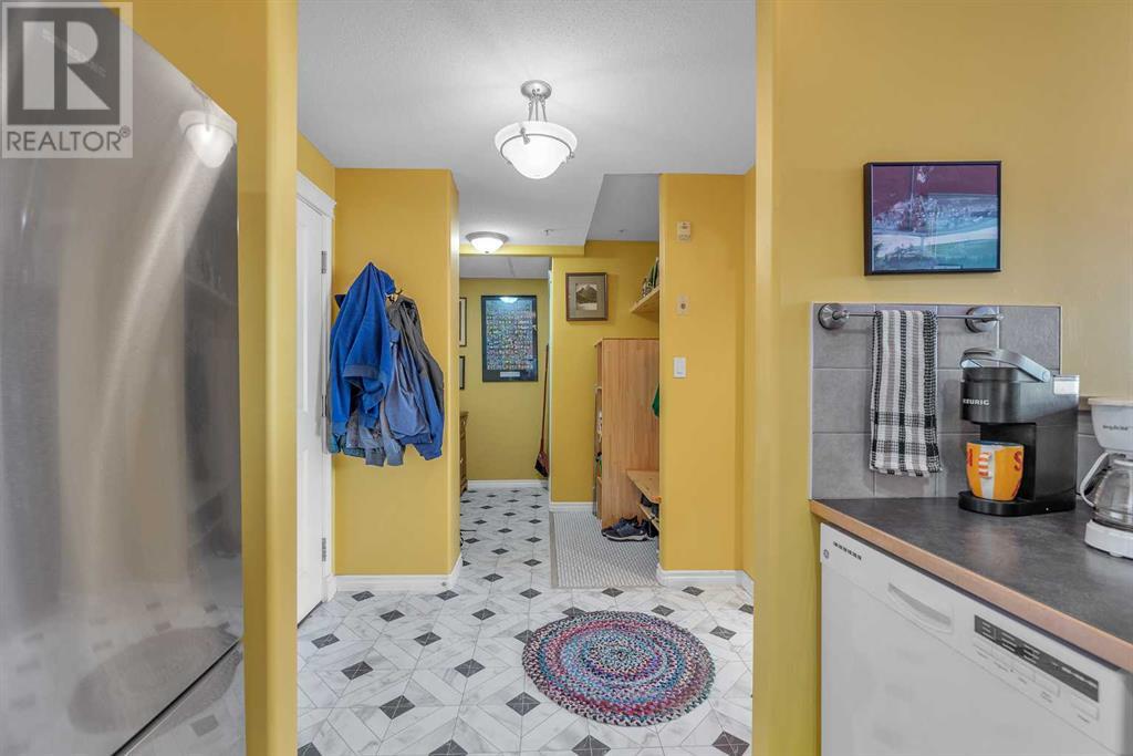 Single Family House for Sale in    Avenue NW Hounsfield Heights/Briar Hill Calgary 