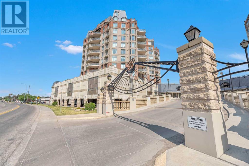 Single Family House for Sale in    Avenue NW Hounsfield Heights/Briar Hill Calgary 