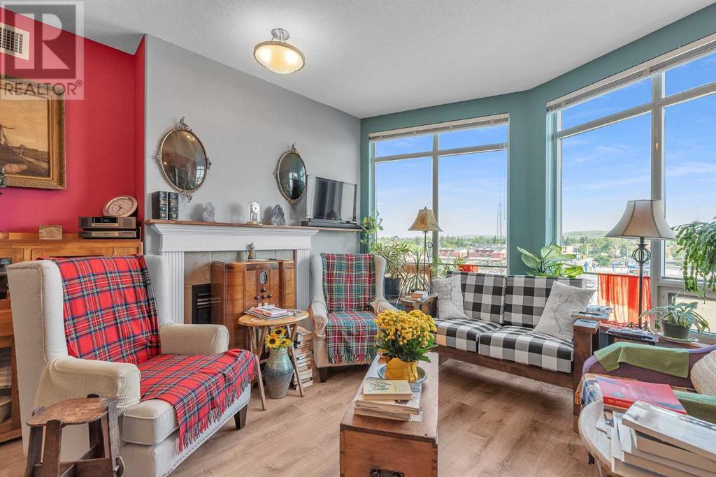 Single Family House for Sale in    Avenue NW Hounsfield Heights/Briar Hill Calgary 