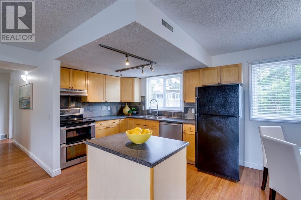 Single Family House Bungalow for Sale in    Street NW St Andrews Heights Calgary 