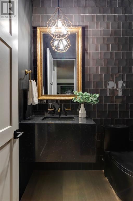 Single Family House for Sale in  A Street SW Elboya Calgary 