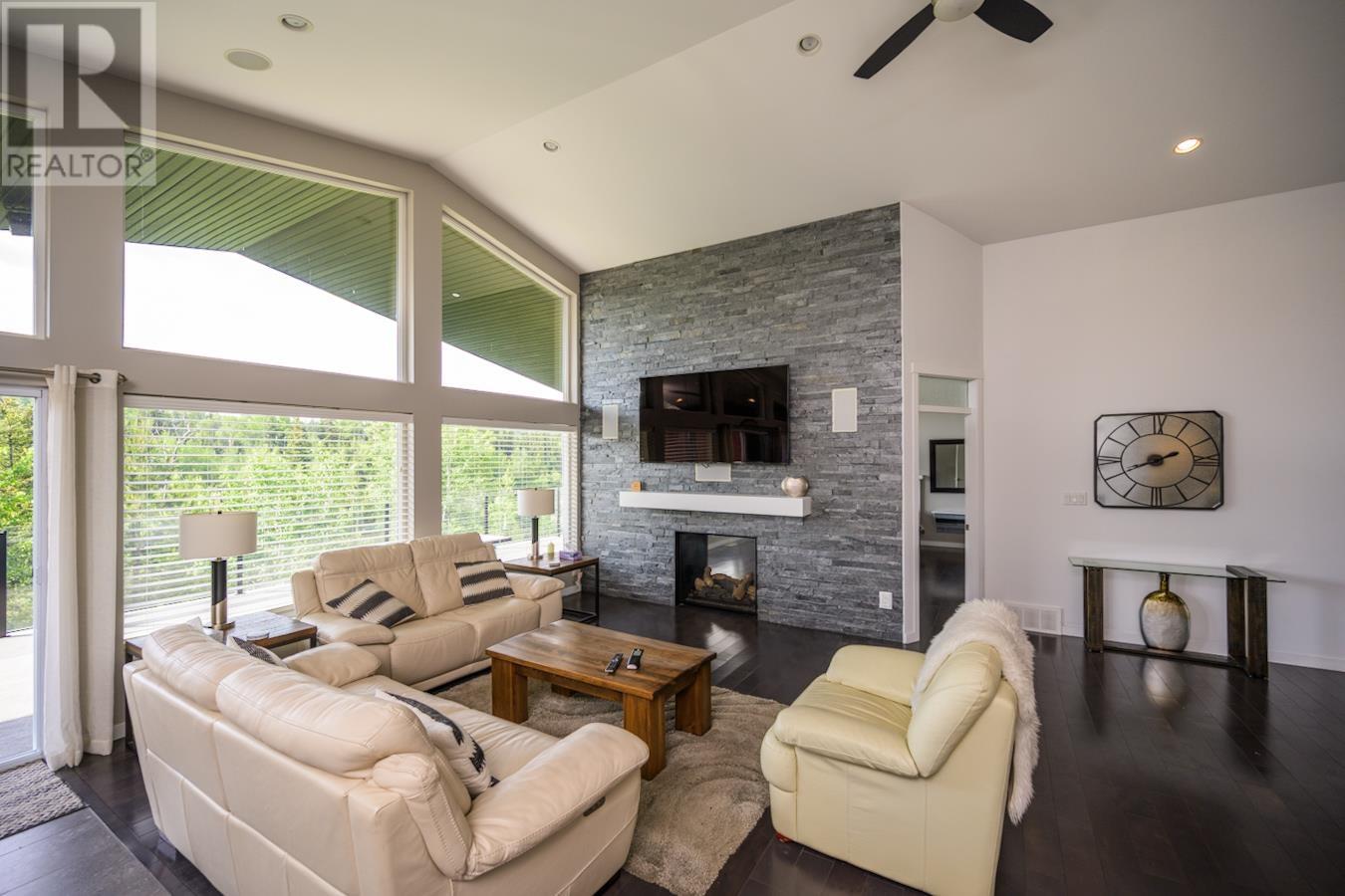 Photo 11 of 2418 Mctavish Road, Prince George BC