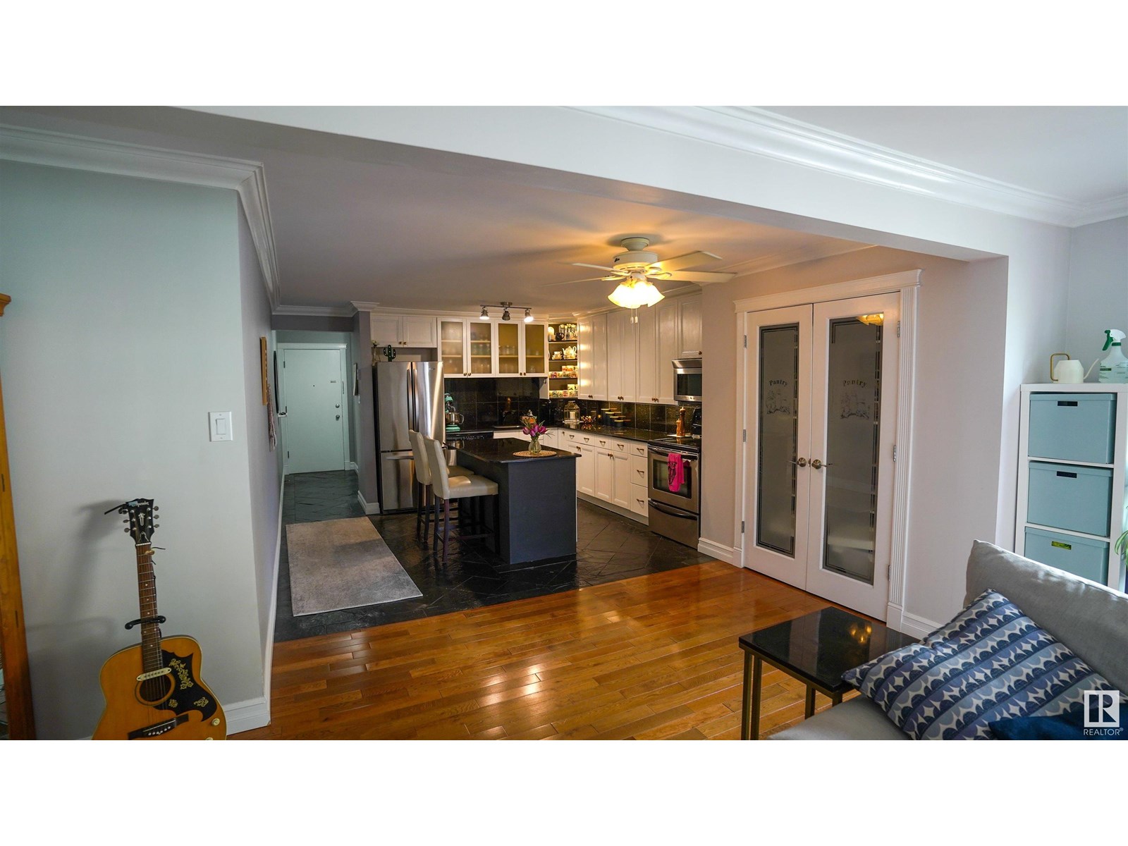 Photo 12 of 404 10165 113 St Nw Nw, Edmonton AB