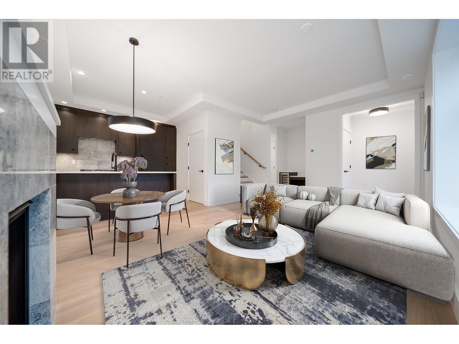 Photo 3 of 1138 E 26th Avenue, Vancouver BC