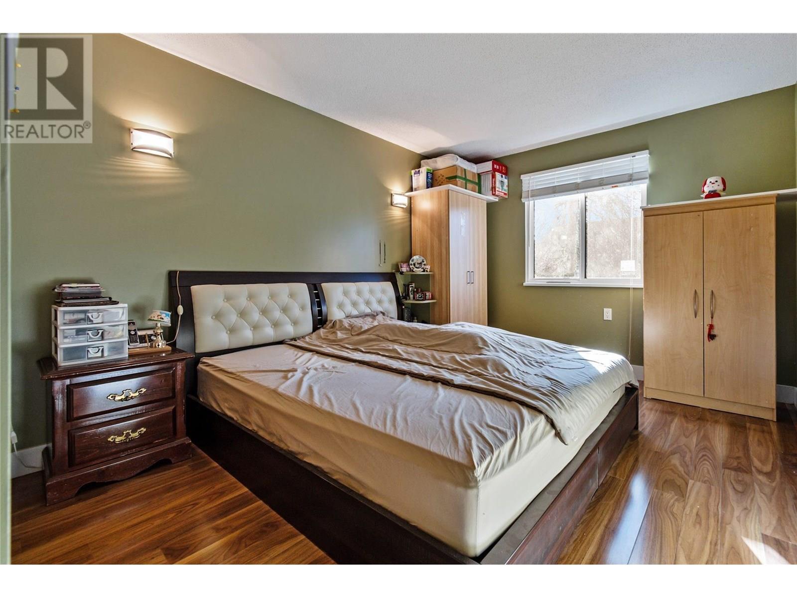 Photo 12 of 107 836 Twelfth Street, New Westminster BC