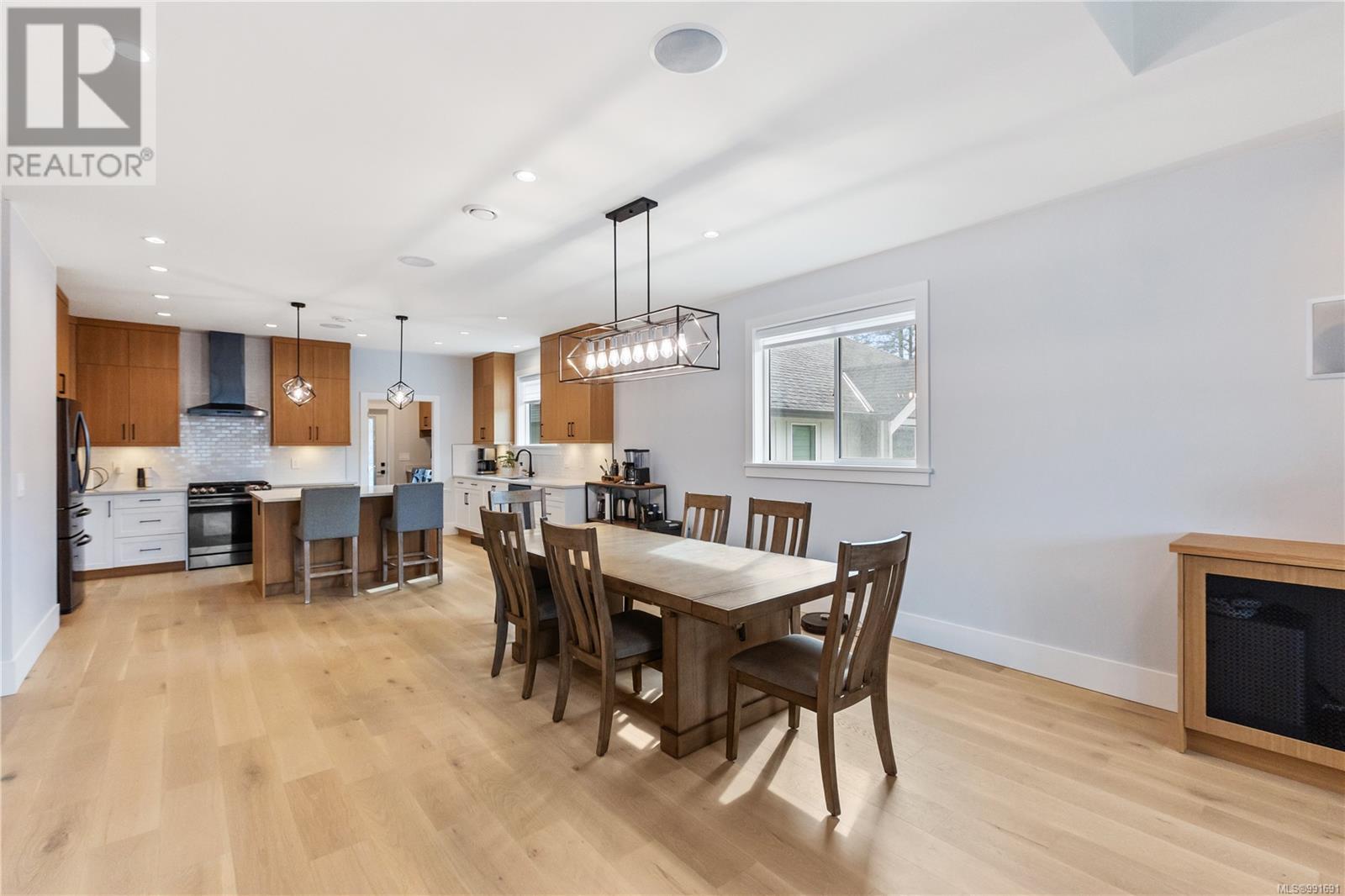 Photo 8 of 3591 Delblush Lane W, Langford BC