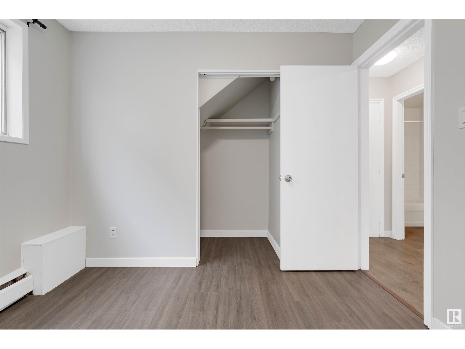 Photo 42 of 10633 152 St Nw, Edmonton AB