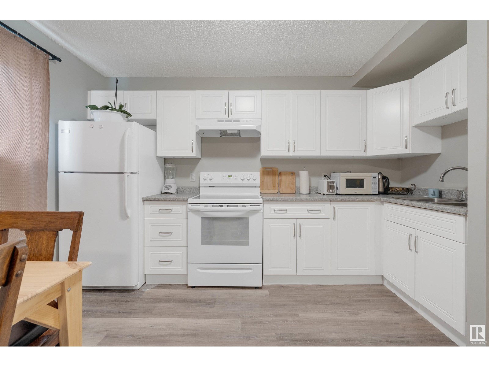 Photo 33 of 10633 152 St Nw, Edmonton AB