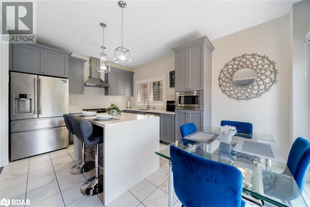 Photo 11 of 3 Muirfield Drive, Barrie ON