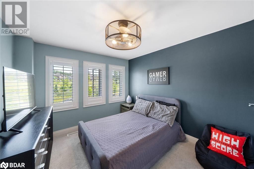 Photo 20 of 3 Muirfield Drive, Barrie ON