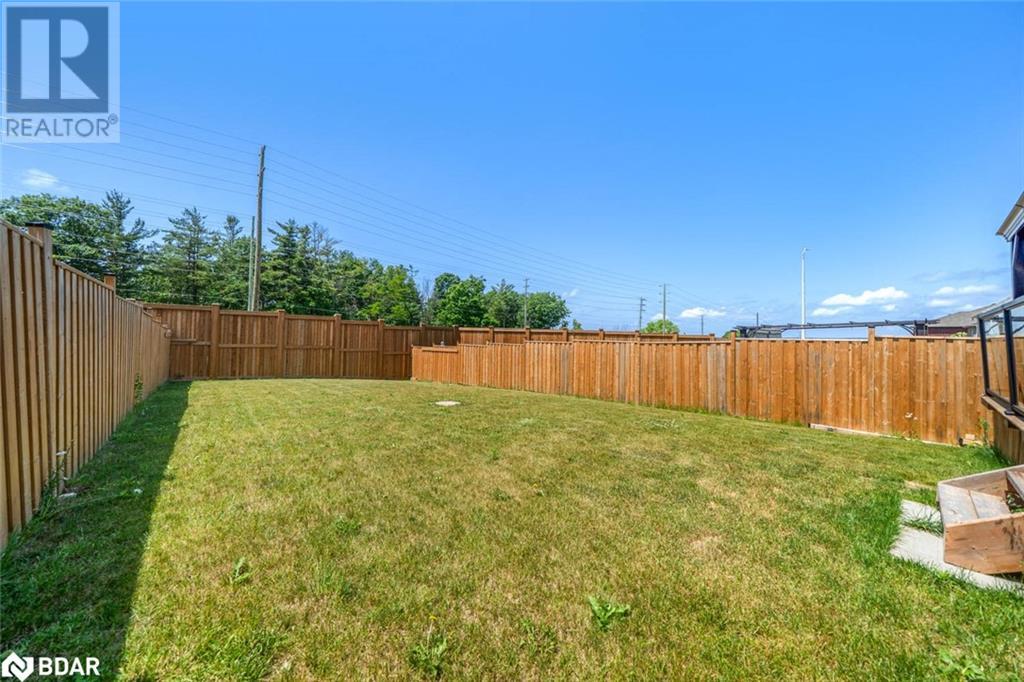 Photo 12 of 3 Muirfield Drive, Barrie ON