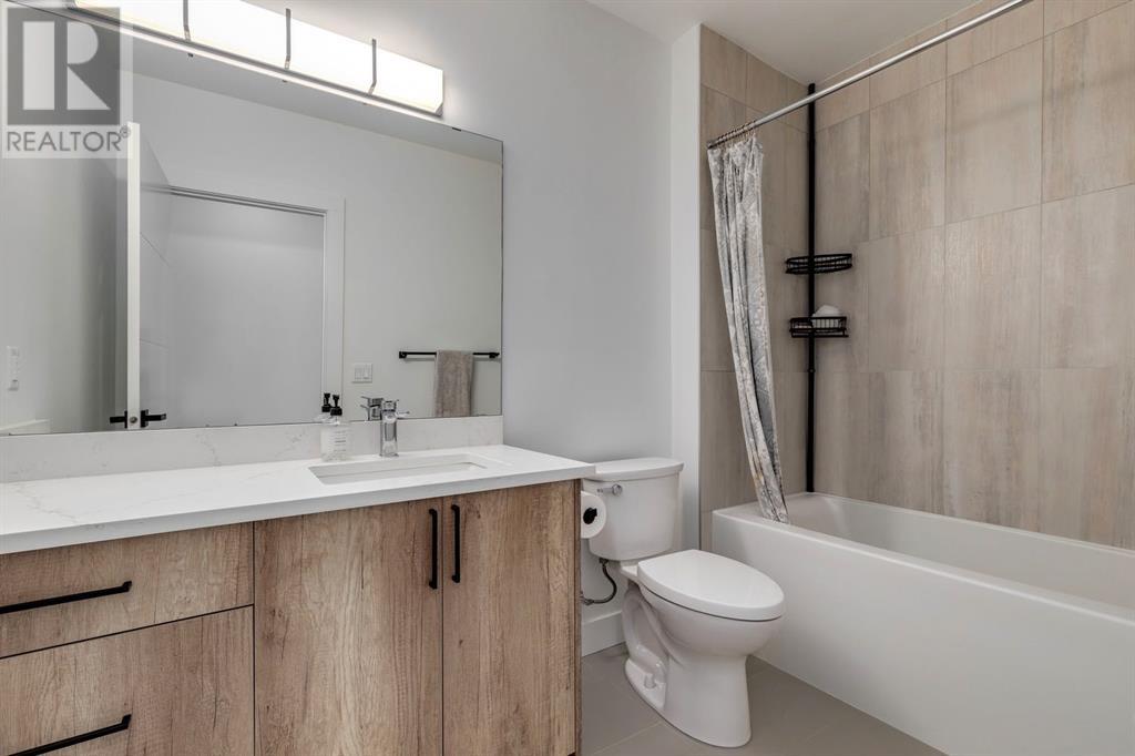 Single Family House for Sale in   Avenue NW Parkdale Calgary 