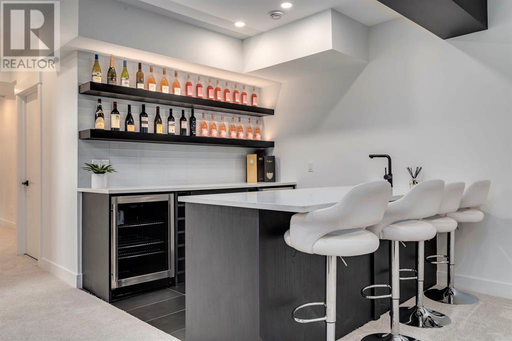 Single Family House for Sale in   Avenue NW Parkdale Calgary 