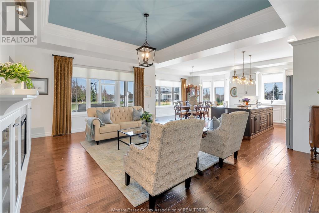 Photo 6 of 554 Gold Coast Drive, Amherstburg ON