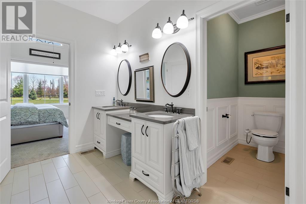 Photo 24 of 554 Gold Coast Drive, Amherstburg ON