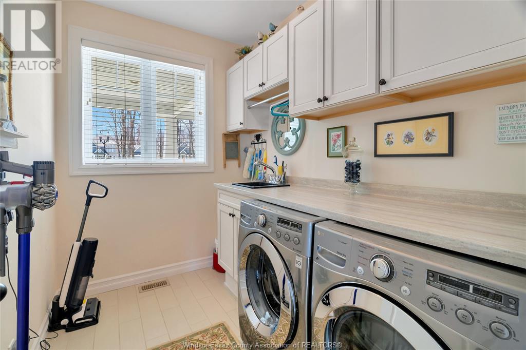 Photo 28 of 554 Gold Coast Drive, Amherstburg ON