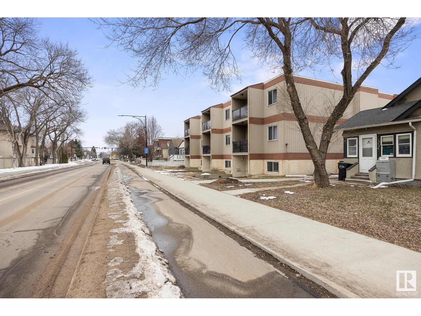 10434 76 AV NW - Image 20