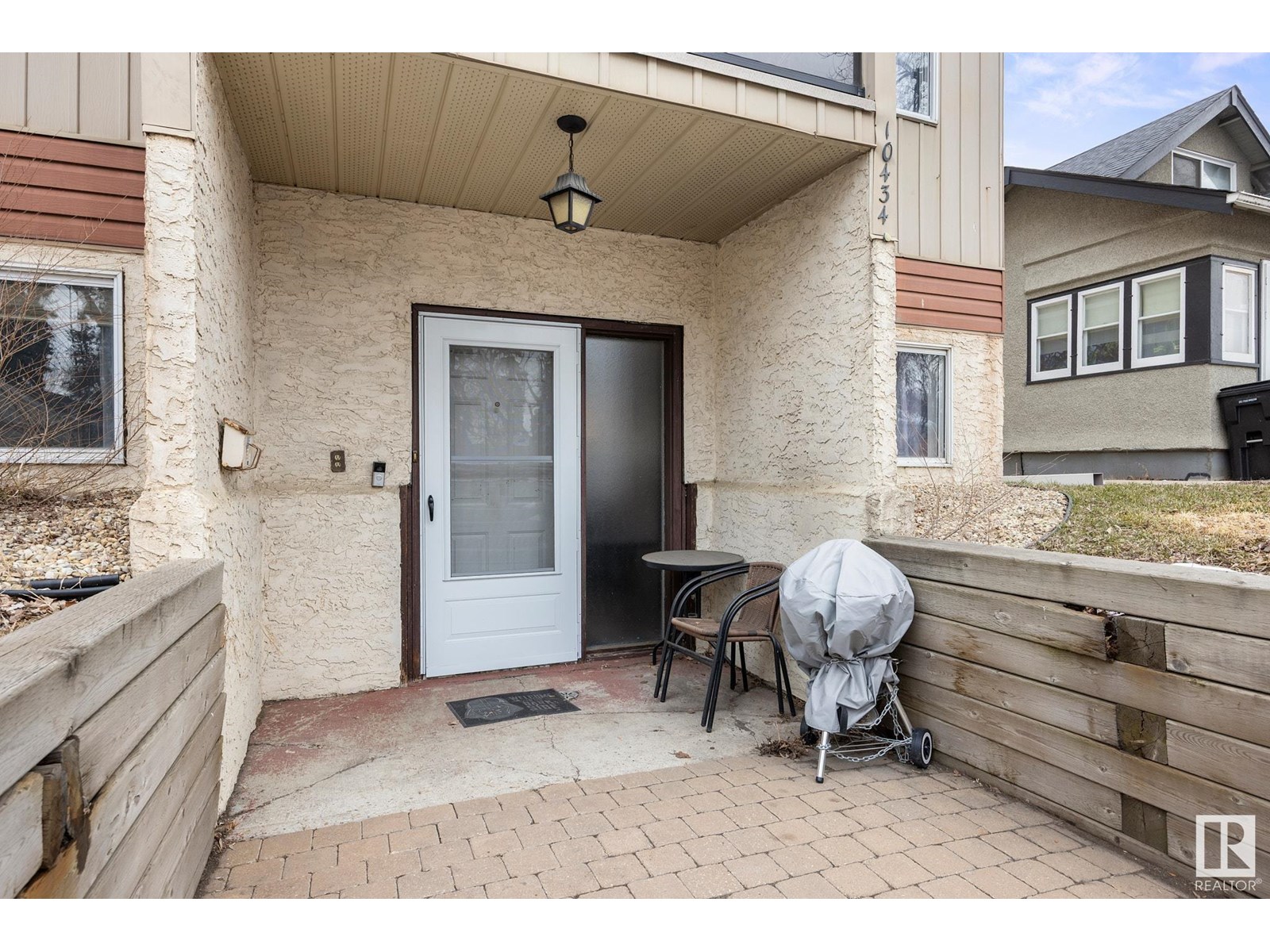 10434 76 AV NW - Image 3